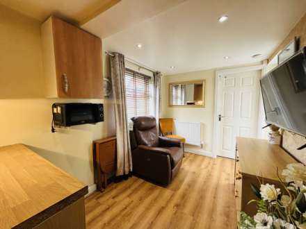 Yoxall Drive, Littledale, Image 20