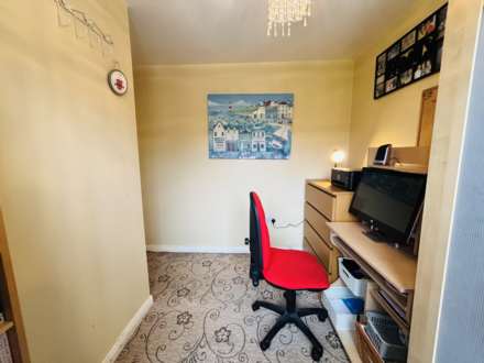 Yoxall Drive, Littledale, Image 35