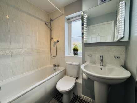 Yoxall Drive, Littledale, Image 36