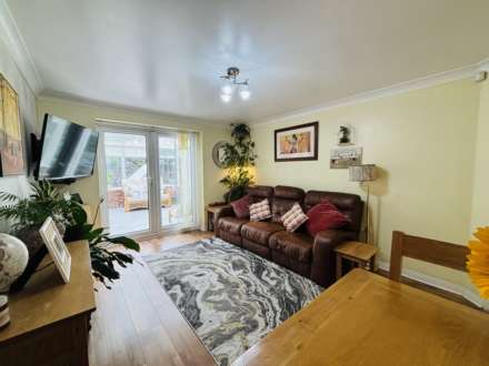 Yoxall Drive, Littledale, Image 9