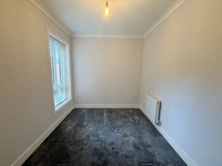 Vicarage Walk, Church Street, Image 13