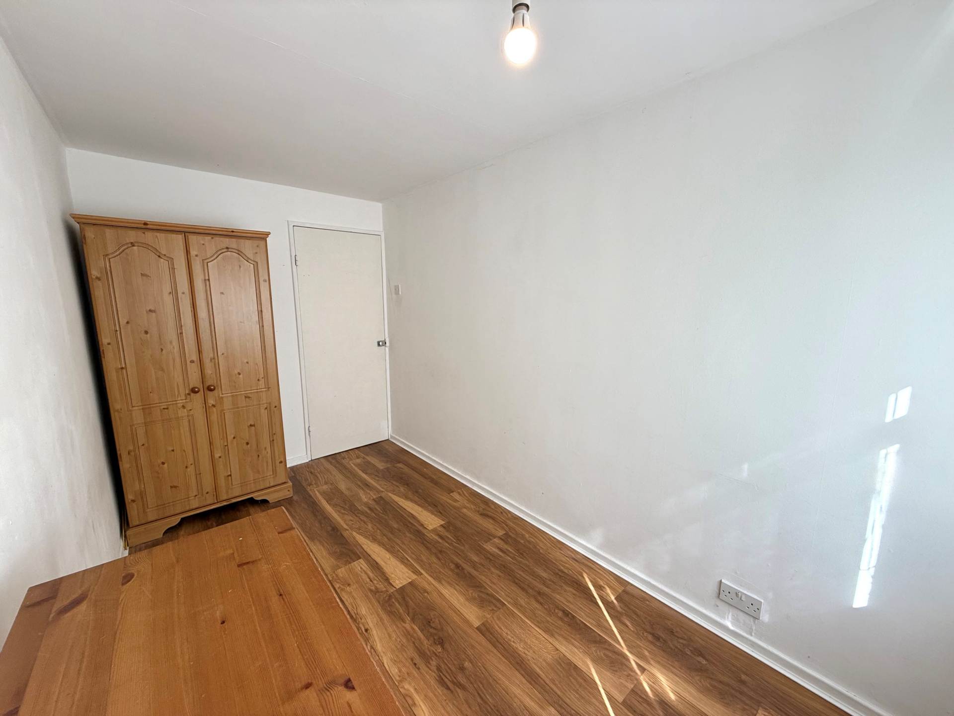 Lyelake Road, Southdene, Image 8