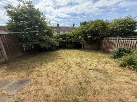 Lyelake Road, Southdene, Image 11