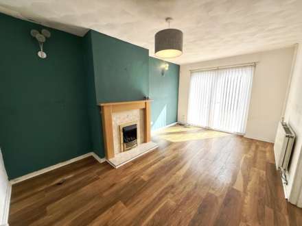 Lyelake Road, Southdene, Image 2