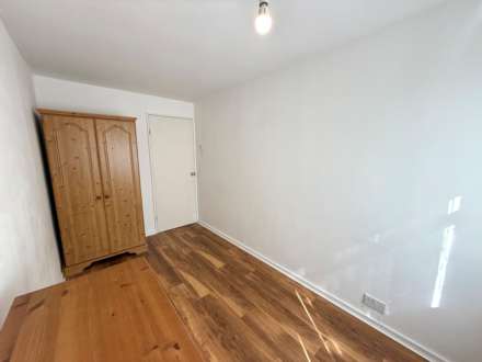 Lyelake Road, Southdene, Image 8