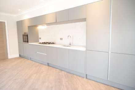 Vicarage Walk, Church Street, Image 3