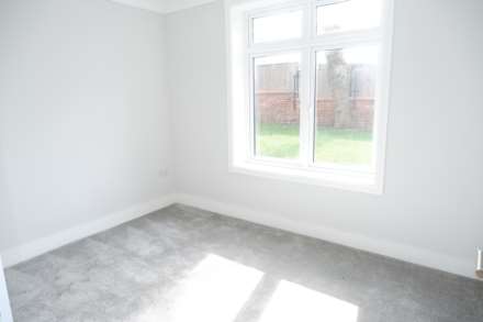 Vicarage Walk, Church Street, Image 5