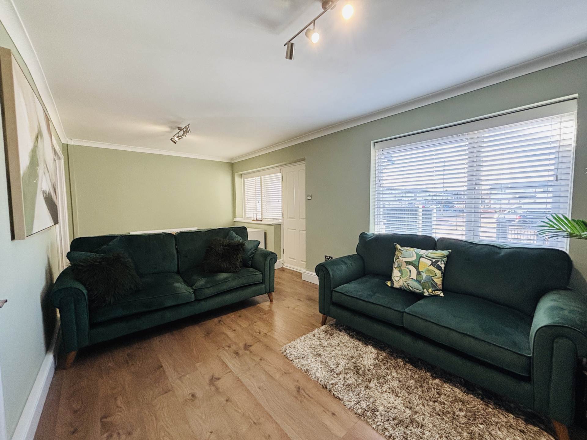 Ascot Drive, Towerhill, Image 7