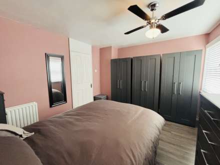 Ascot Drive, Towerhill, Image 13