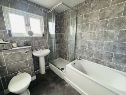 Ascot Drive, Towerhill, Image 19