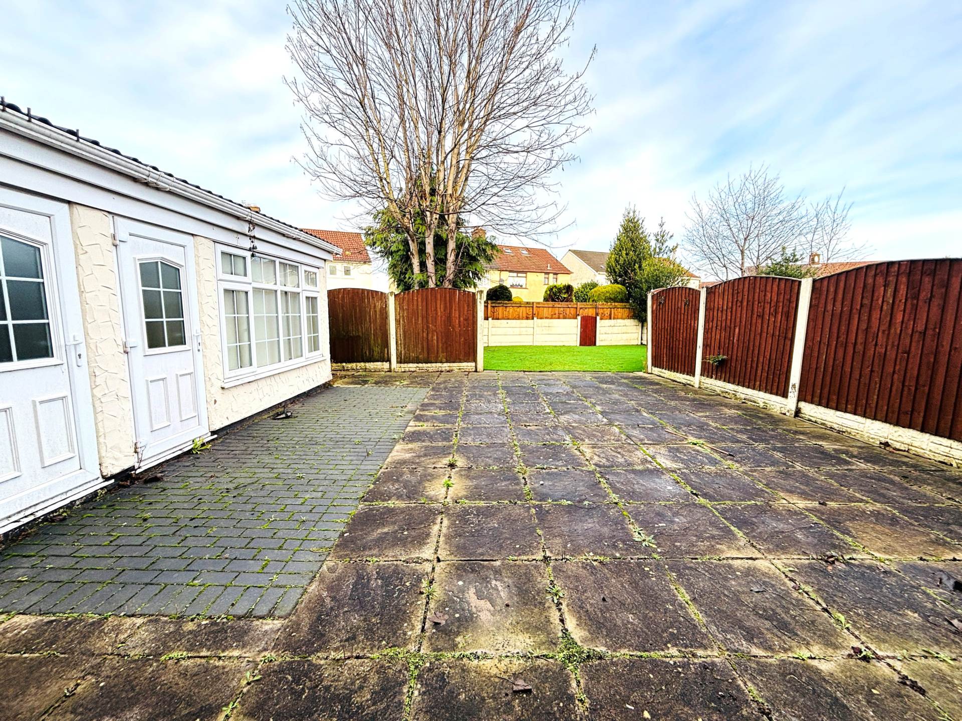 Roughwood Drive, Northwood, Image 4