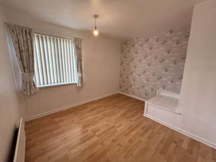 Roughwood Drive, Northwood, Image 11