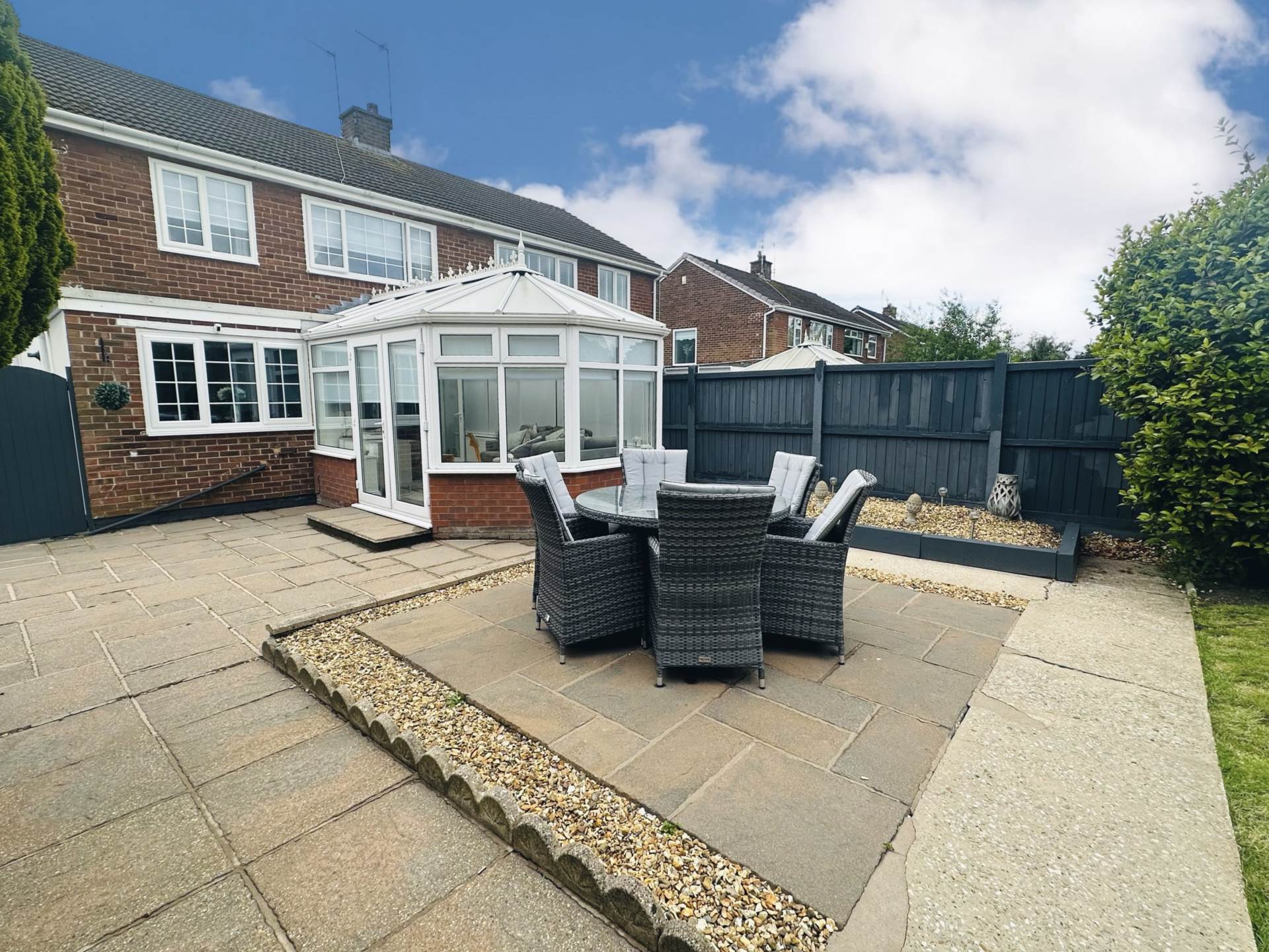 Millbrook Crescent, Old Hall Estate, Image 18