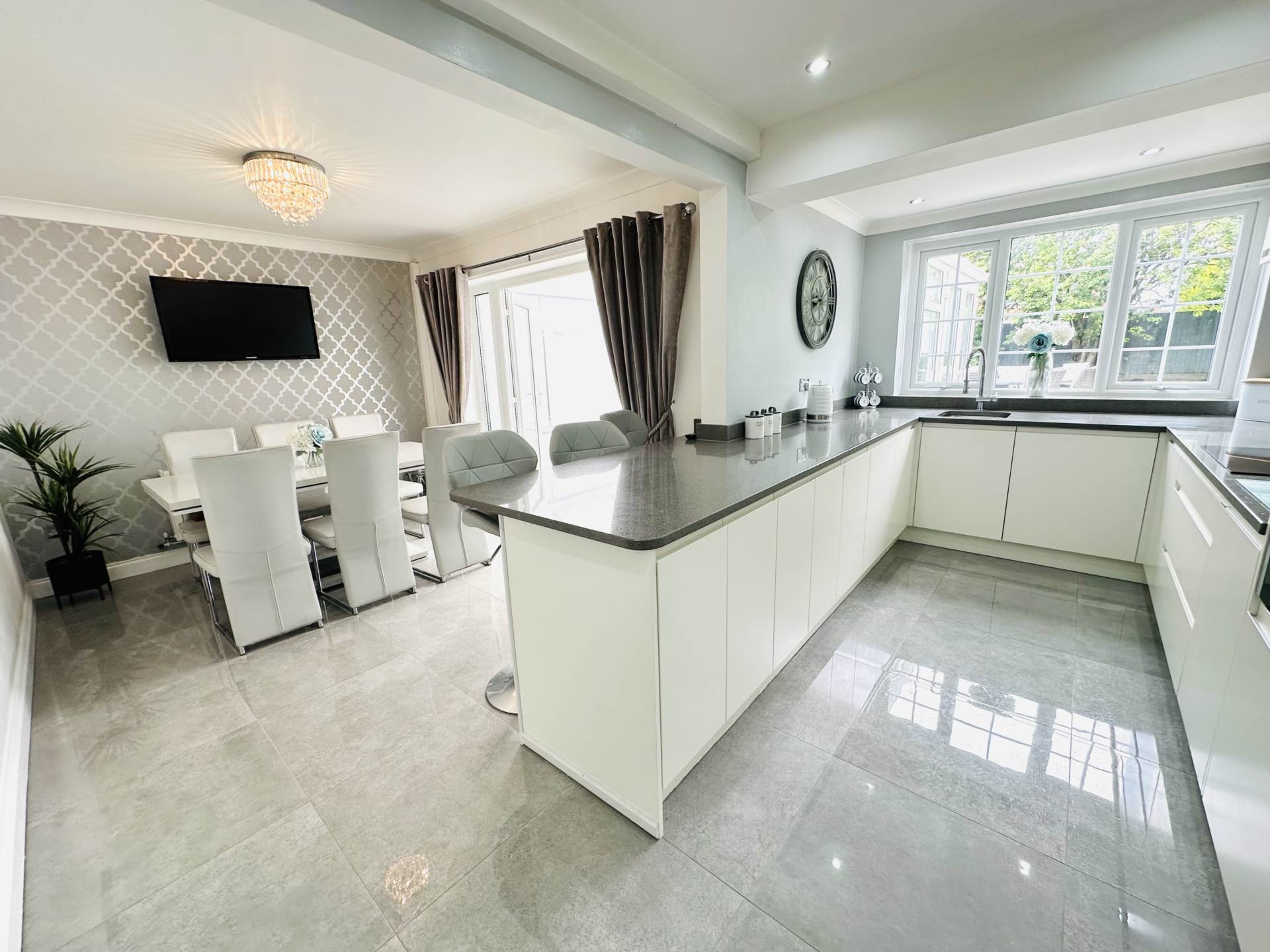 Millbrook Crescent, Old Hall Estate, Image 7