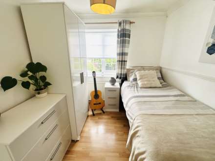 Millbrook Crescent, Old Hall Estate, Image 15
