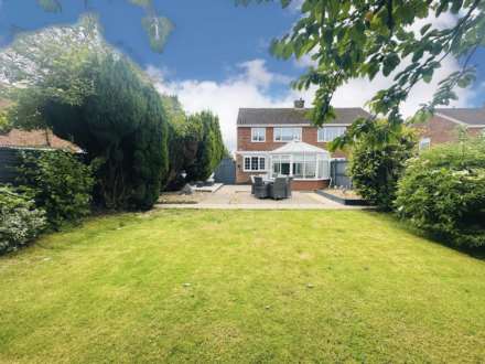 Millbrook Crescent, Old Hall Estate, Image 17
