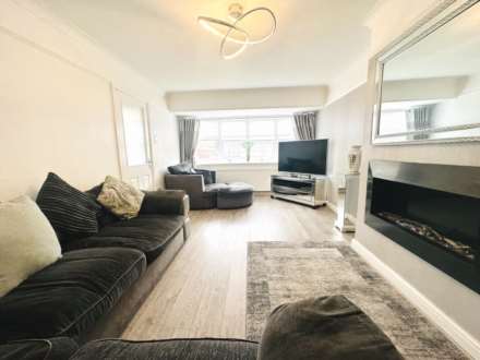 Millbrook Crescent, Old Hall Estate, Image 6