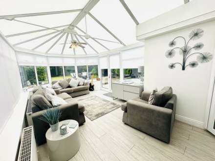 Millbrook Crescent, Old Hall Estate, Image 9