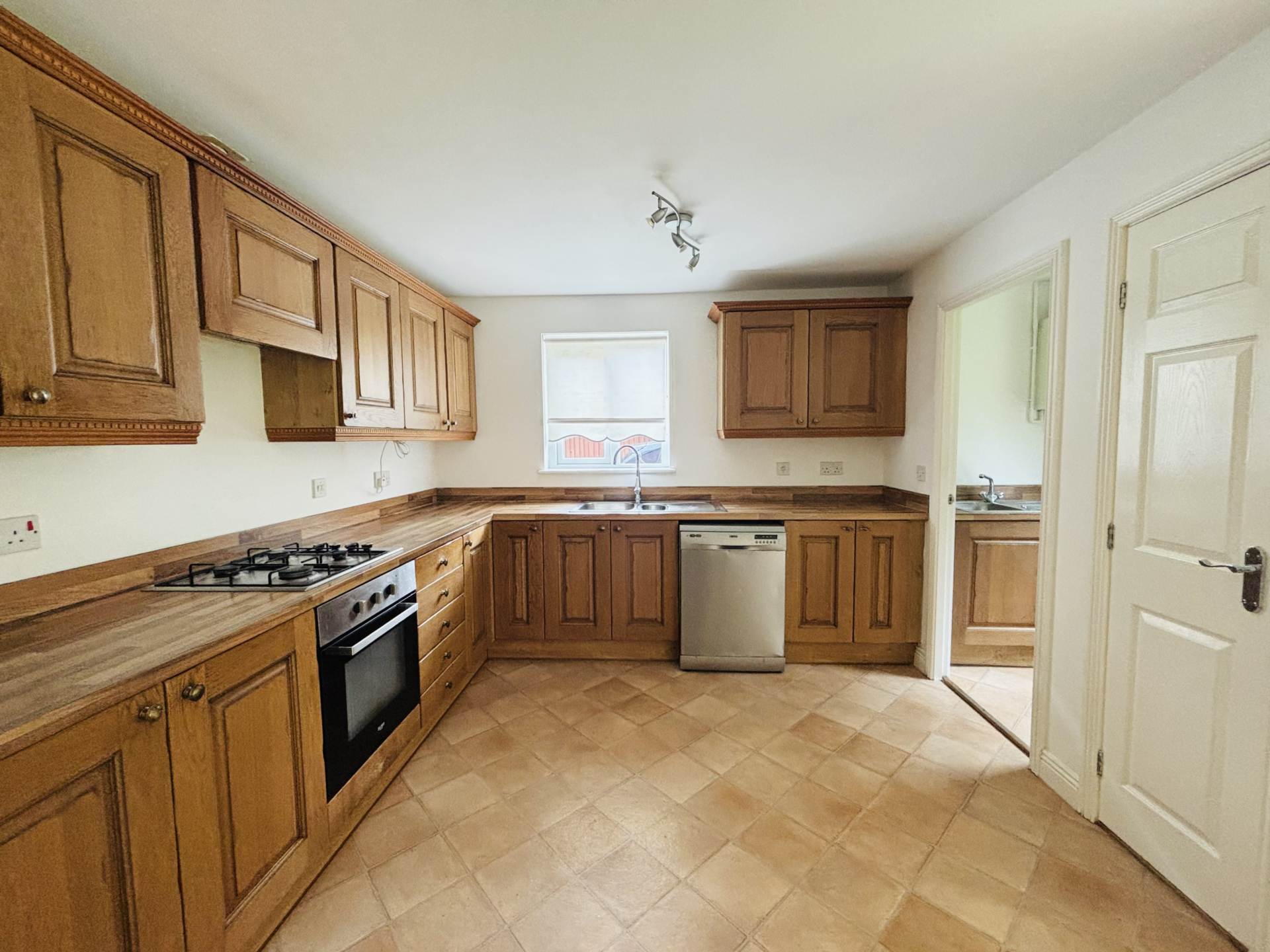 Bluebell Close, Park Meadows, Image 3