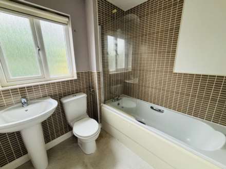 Bluebell Close, Park Meadows, Image 19