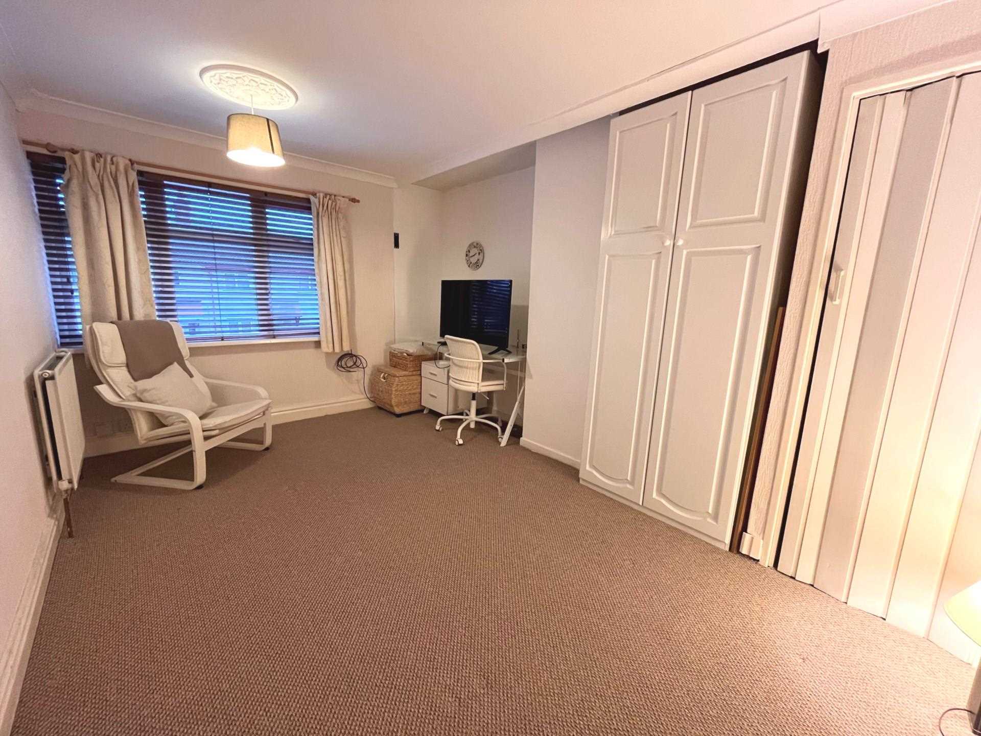 Simmonswood Lane, Northwood, Image 12