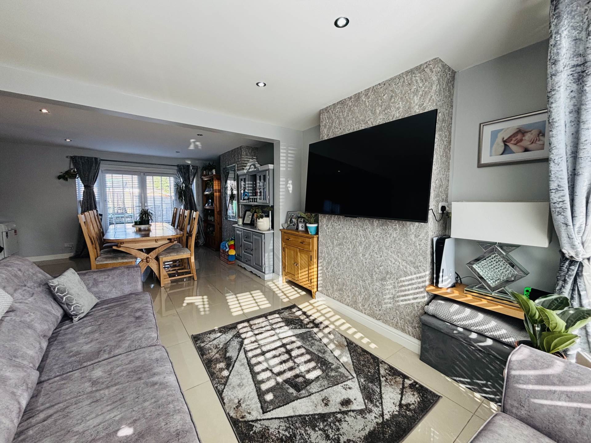 Dulas Road, Southdene, Image 2