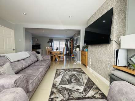Dulas Road, Southdene, Image 10