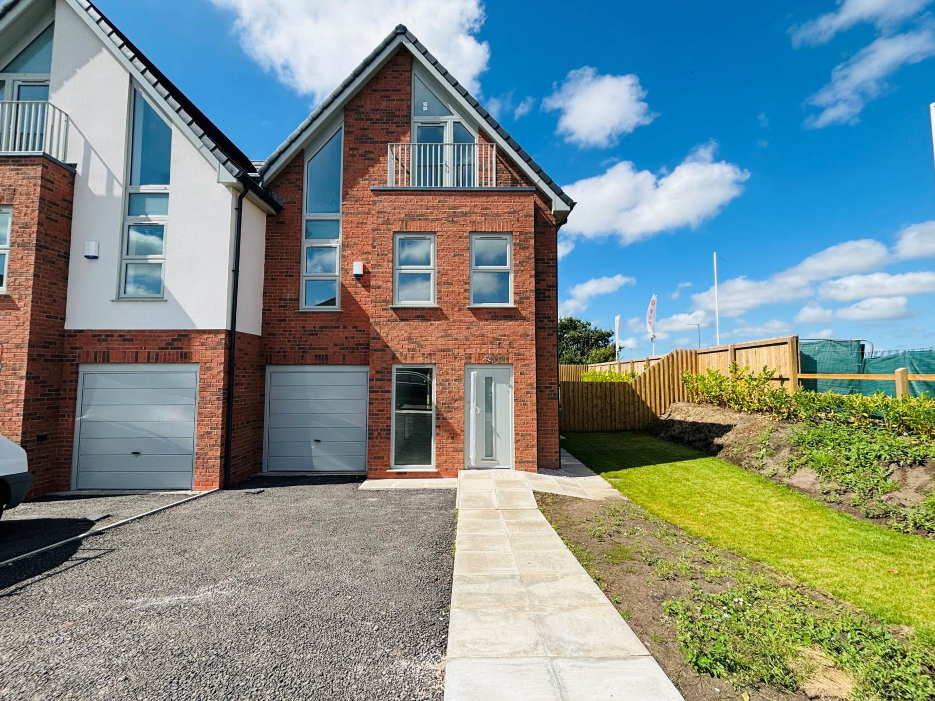 Pye Bridge Close, Melling, Image 1