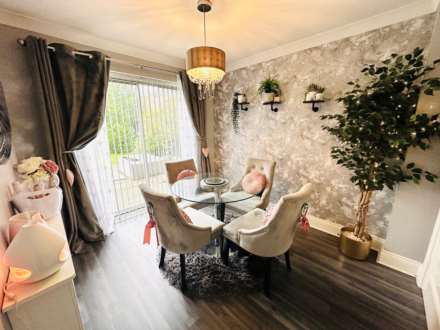 Glen Way, Shevington Park, Image 7