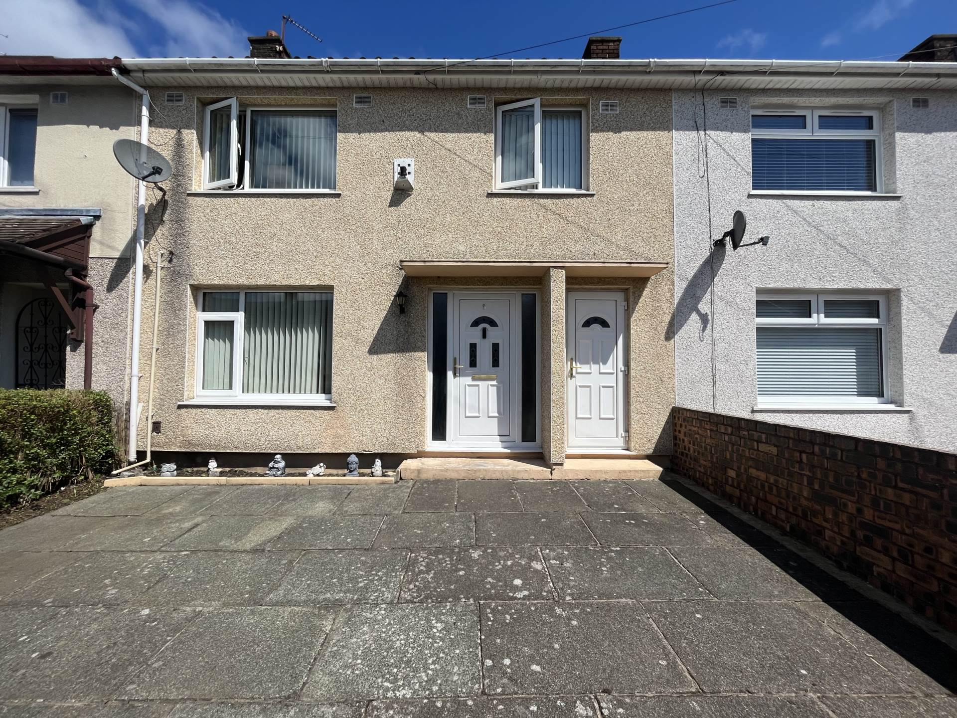 Lyelake Road, Southdene, Image 1