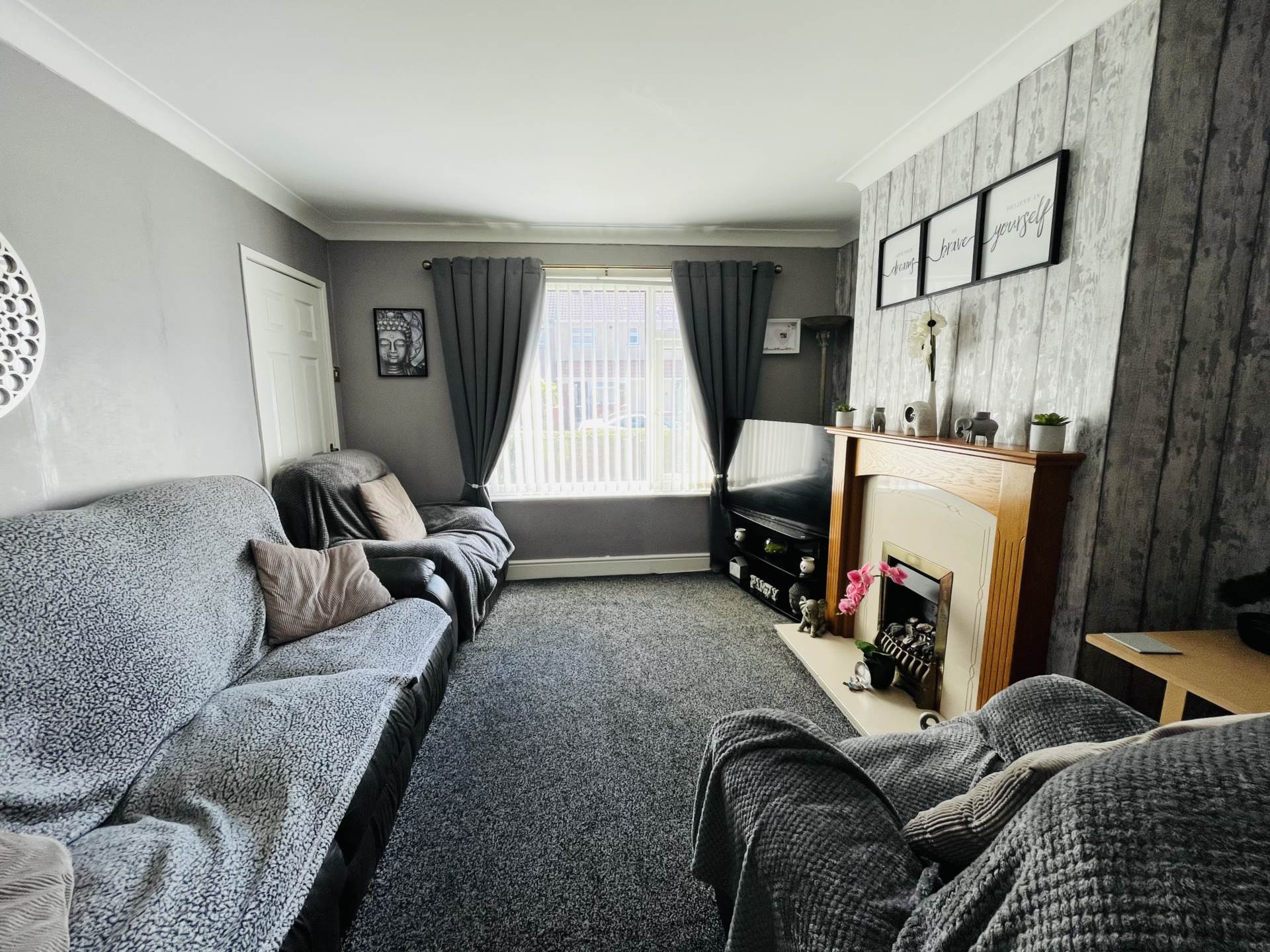 Lyelake Road, Southdene, Image 2