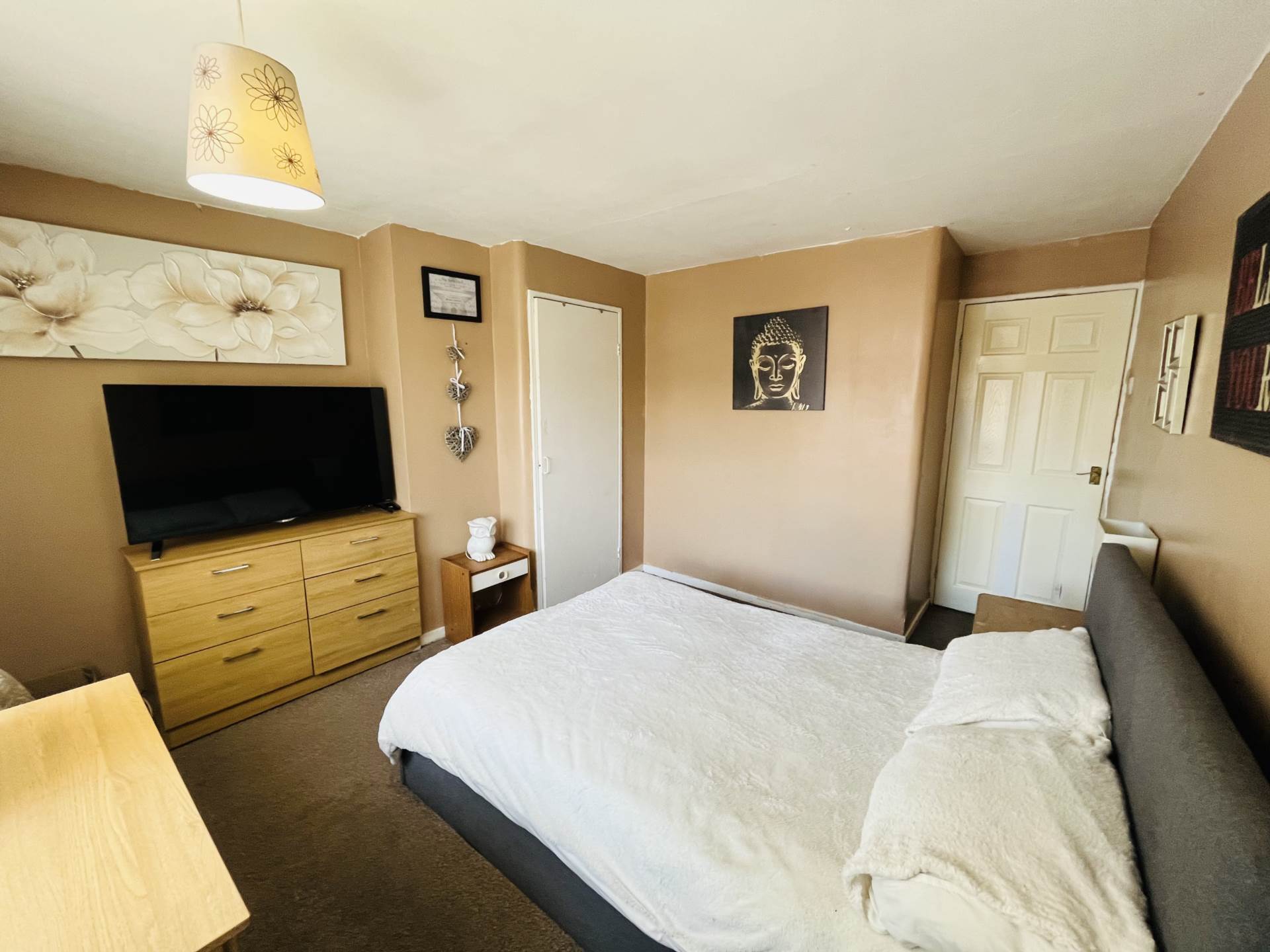 Lyelake Road, Southdene, Image 9