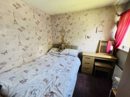 Lyelake Road, Southdene, Image 10