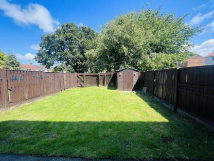 Lyelake Road, Southdene, Image 14