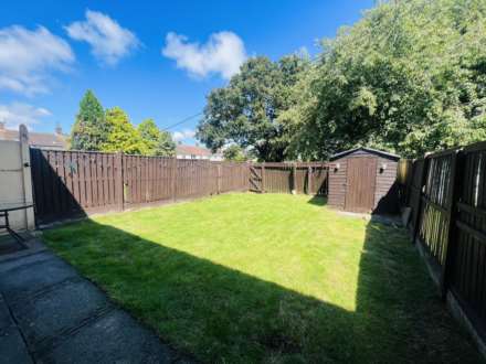 Lyelake Road, Southdene, Image 15