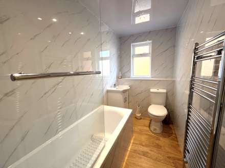 Conifer Close, Walton, Image 10