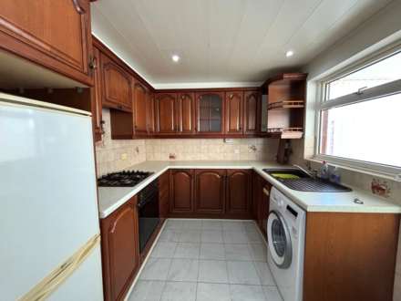 Conifer Close, Walton, Image 5