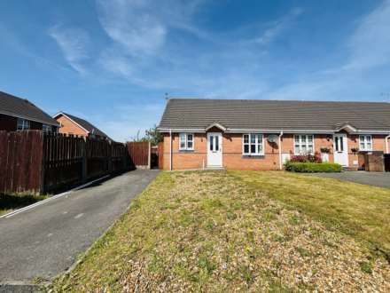 Farnham Close, Southdene, Image 1