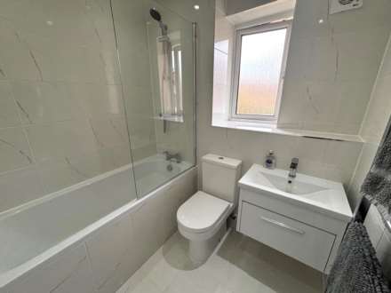 Treviot Close, Melling Mount, Image 13