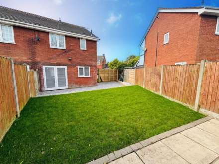 Treviot Close, Melling Mount, Image 14