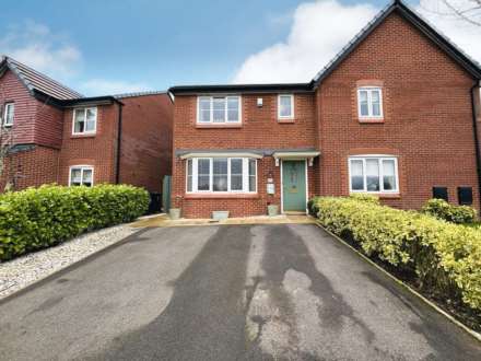 3 Bedroom Semi-Detached, Course View, Melling View