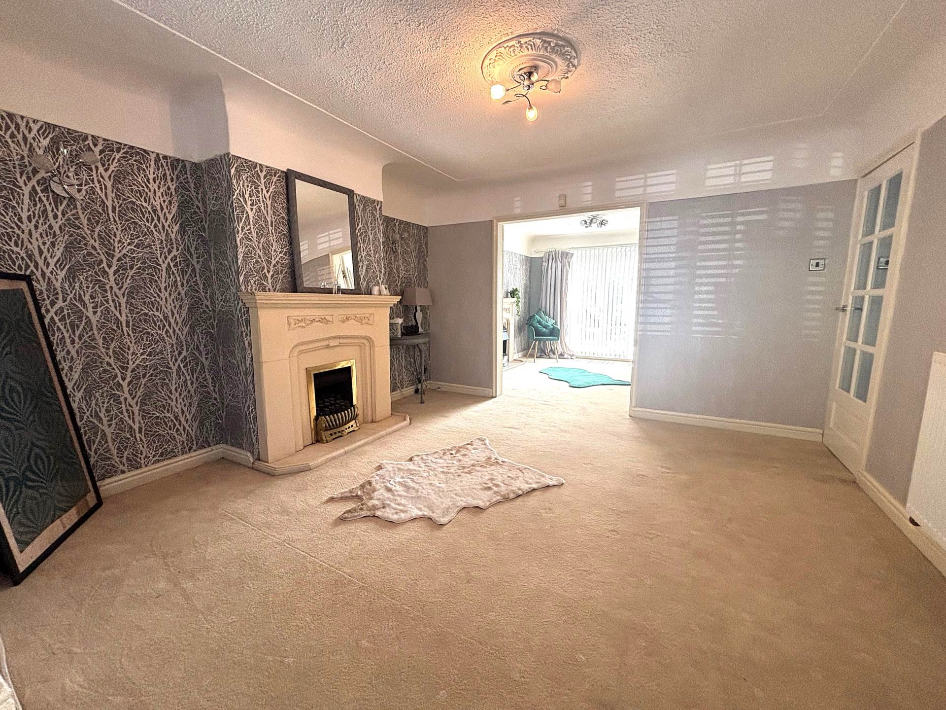 Cherryfield Drive, Southdene, Image 7