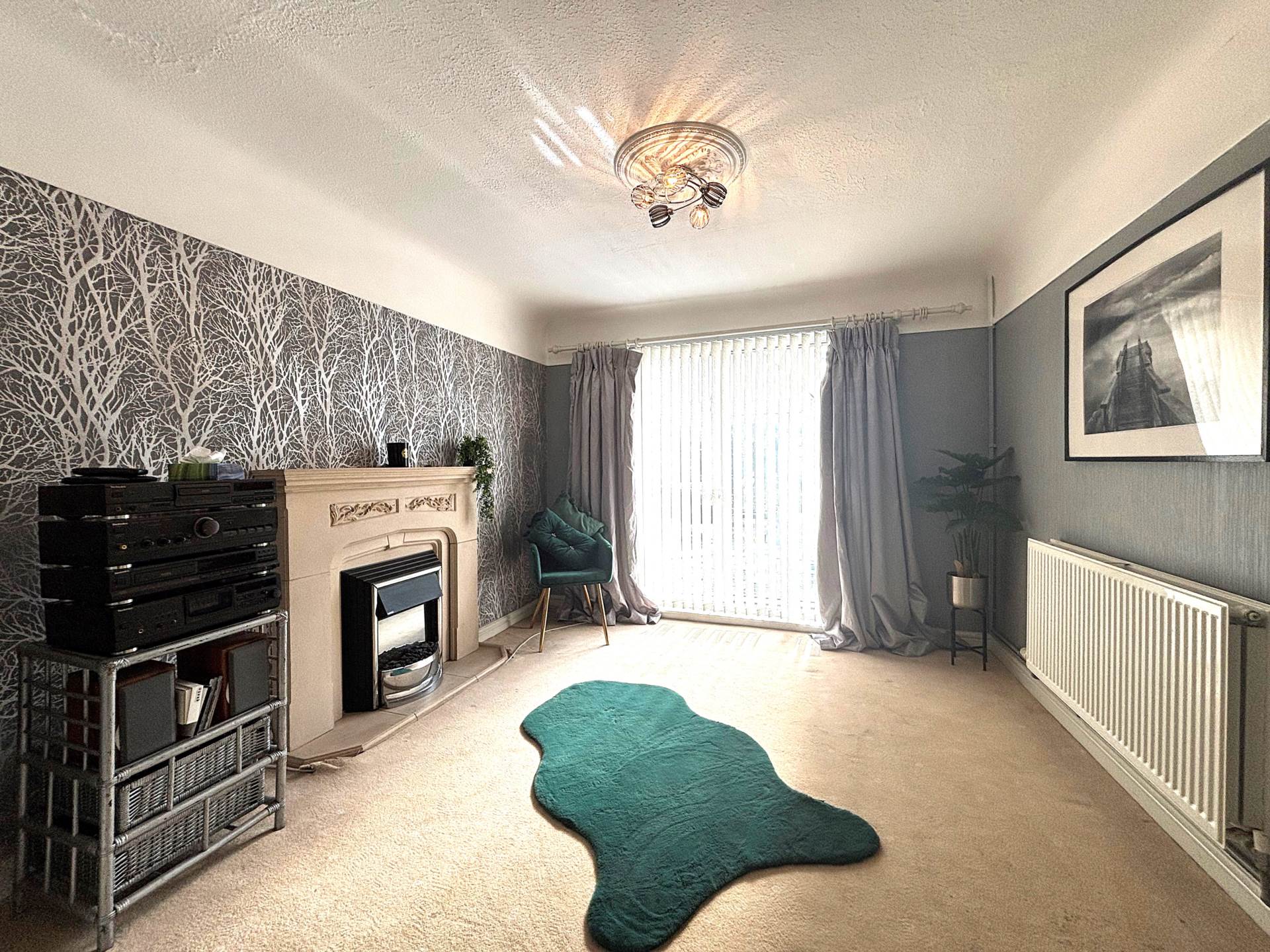 Cherryfield Drive, Southdene, Image 9