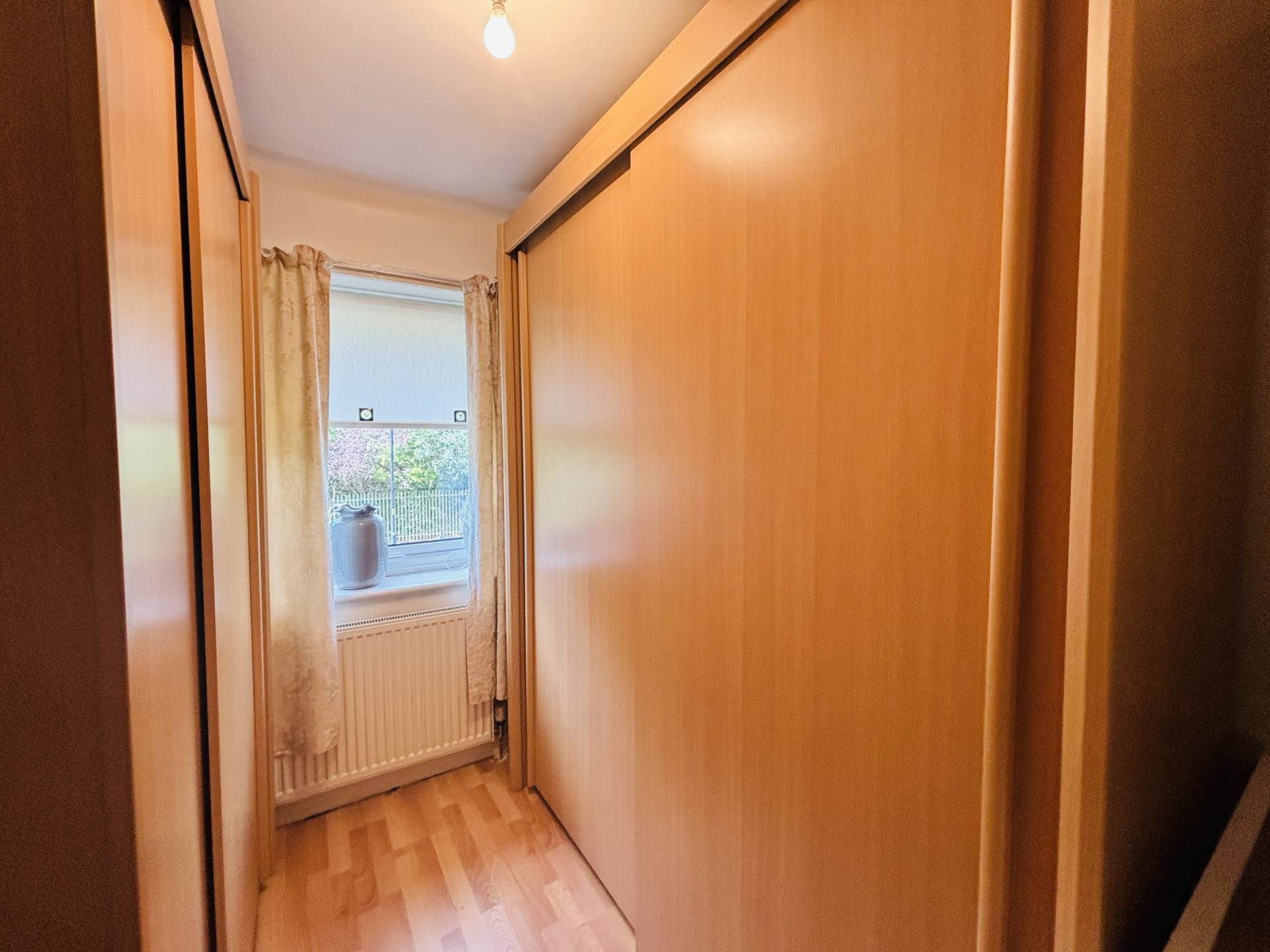 Cherryfield Drive, Southdene, Image 19