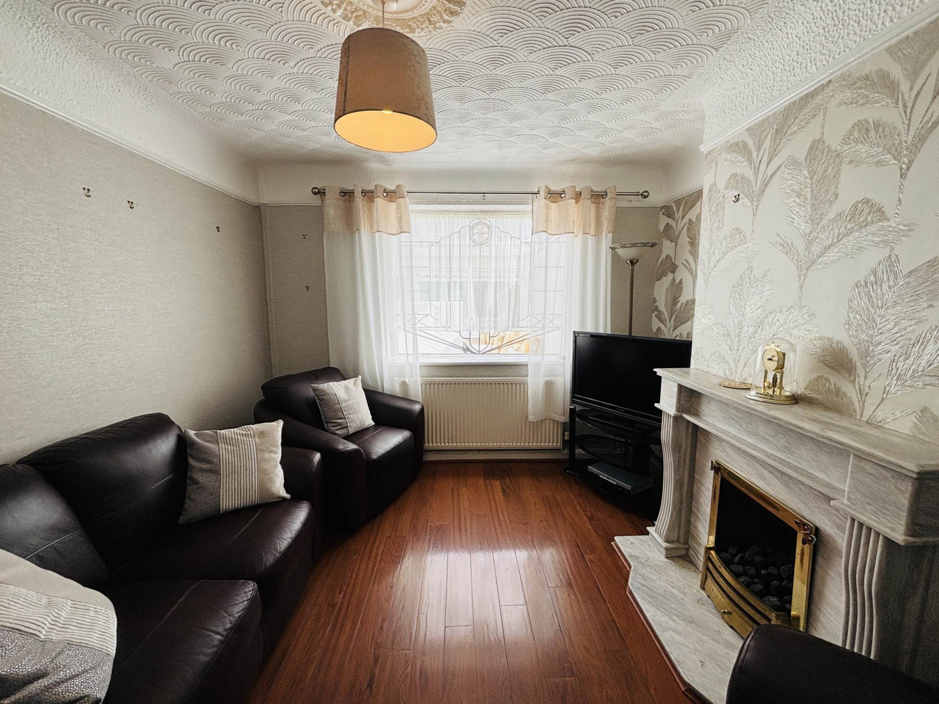 Cherryfield Drive, Southdene, Image 6