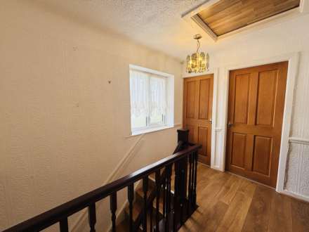 Cherryfield Drive, Southdene, Image 13