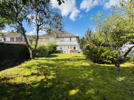 Cherryfield Drive, Southdene, Image 23