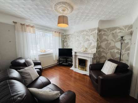 Cherryfield Drive, Southdene, Image 4