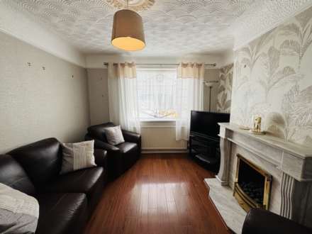 Cherryfield Drive, Southdene, Image 6