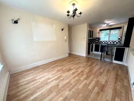 Roughwood Drive, Northwood, Image 3
